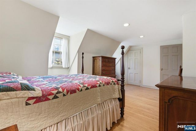 34 Espy Road, Caldwell, NJ 07006