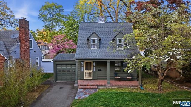 34 Espy Road, Caldwell, NJ 07006
