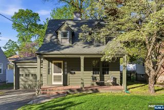 34 Espy Road, Caldwell, NJ 07006