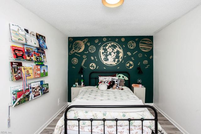 4604 Southampton ARCH, Portsmouth, VA 23703