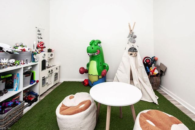 4604 Southampton ARCH, Portsmouth, VA 23703