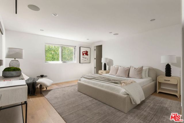 2731 Hutton Drive, Beverly Hills, CA 90210