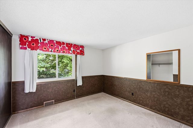2325 Hampshire Avenue S, Saint Louis Park, MN 55426