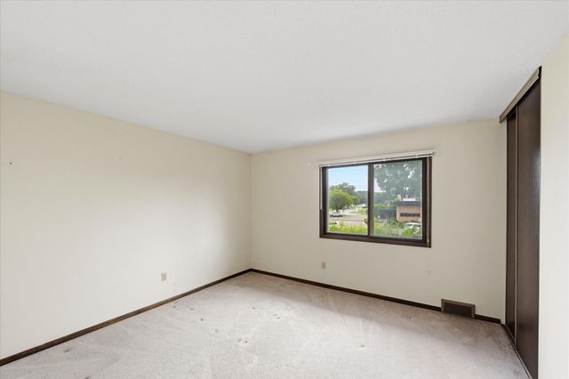 2325 Hampshire Avenue S, Saint Louis Park, MN 55426