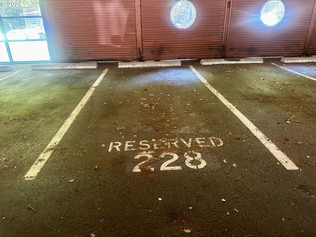 730 Nw NAITO Pkwy E25, Portland, OR 97209
