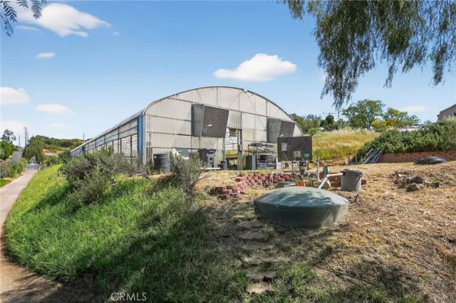 10085 W Lilac, Escondido, CA 92026