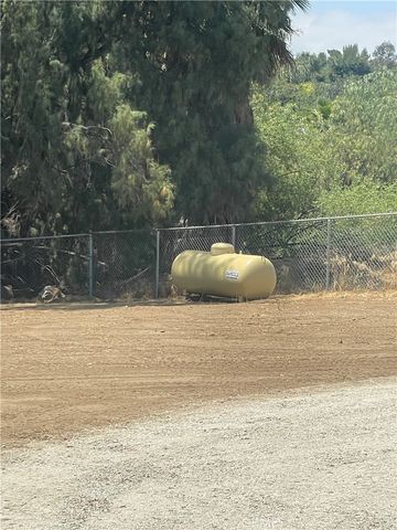 19165 Spalding, Riverside, CA 92508