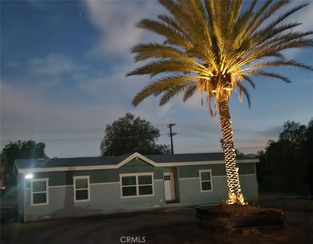 19165 Spalding, Riverside, CA 92508