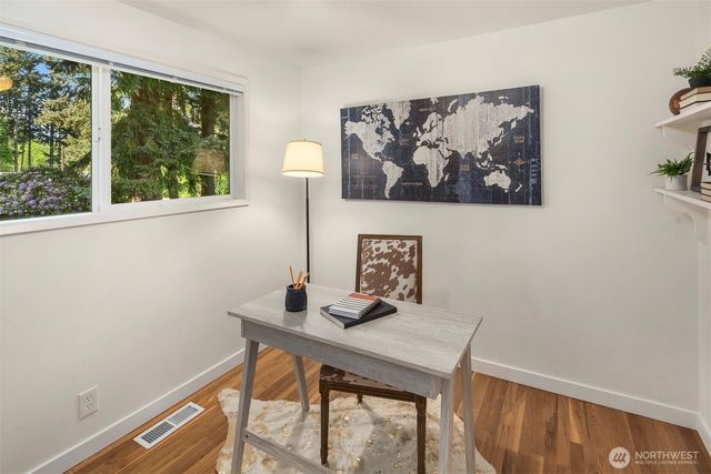 5621 178th Place SW, Lynnwood, WA 98037