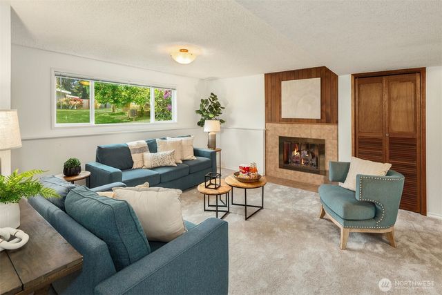 5621 178th Place SW, Lynnwood, WA 98037