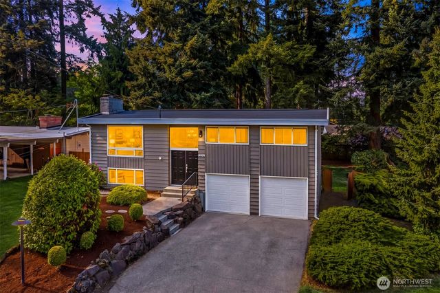 5621 178th Place SW, Lynnwood, WA 98037