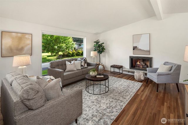 5621 178th Place SW, Lynnwood, WA 98037
