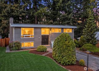 5621 178th Place SW, Lynnwood, WA 98037