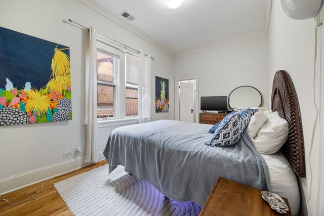 3074 W Palmer Boulevard, Chicago, IL 60647