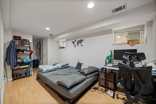 3074 W Palmer Boulevard, Chicago, IL 60647