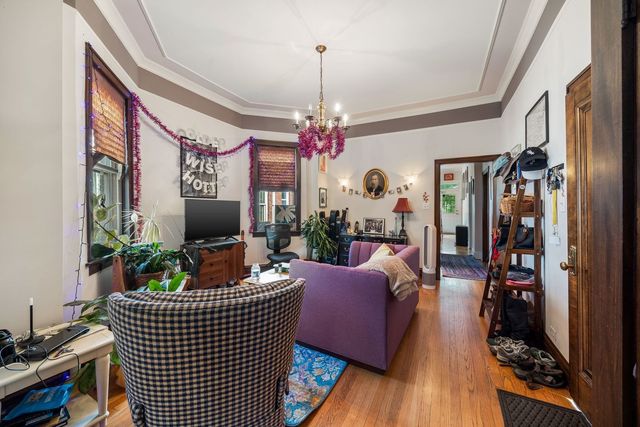 3074 W Palmer Boulevard, Chicago, IL 60647