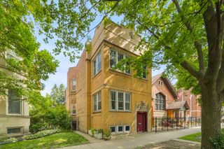 3074 W Palmer Boulevard, Chicago, IL 60647