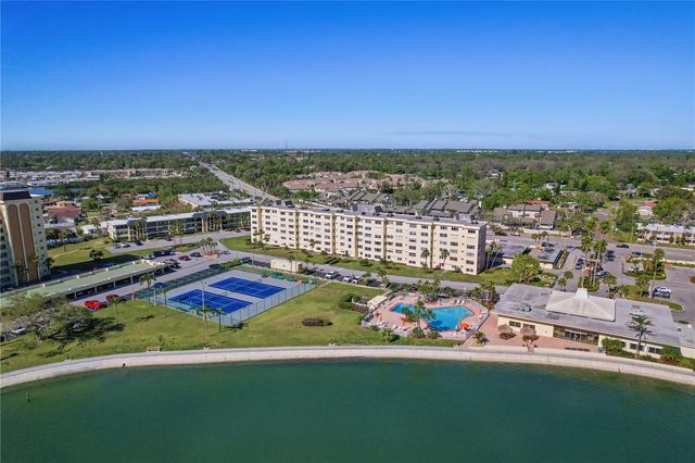 4775 COVE CIRCLE 606, St Petersburg, FL 33708