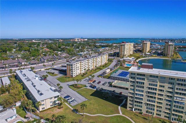 4775 COVE CIRCLE 606, St Petersburg, FL 33708