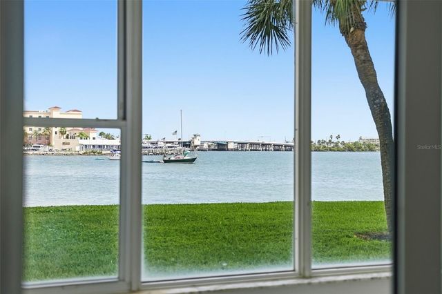 4775 COVE CIRCLE 606, St Petersburg, FL 33708