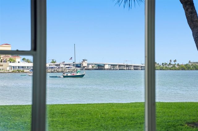 4775 COVE CIRCLE 606, St Petersburg, FL 33708