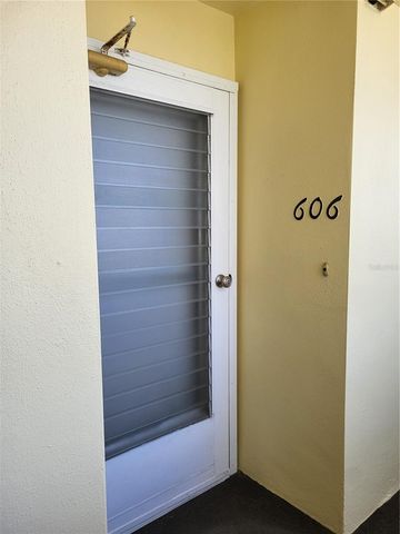 4775 COVE CIRCLE 606, St Petersburg, FL 33708