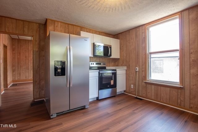 708 Portsmouth Avenue, Bristol, VA 24201