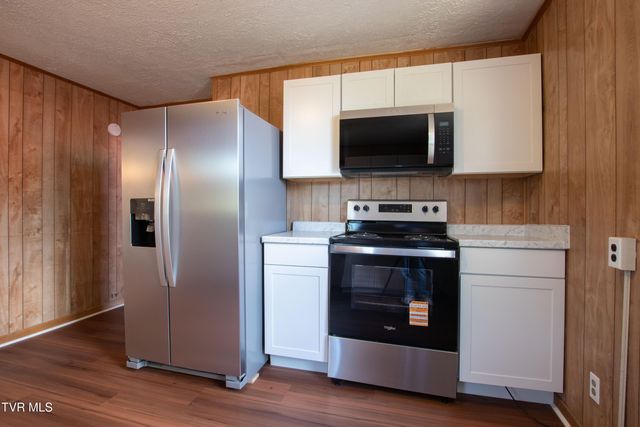 708 Portsmouth Avenue, Bristol, VA 24201