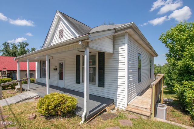708 Portsmouth Avenue, Bristol, VA 24201