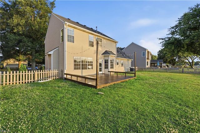 6745 Burbage Lake CIR, Suffolk, VA 23435