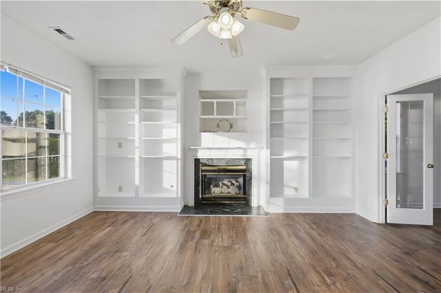6745 Burbage Lake CIR, Suffolk, VA 23435