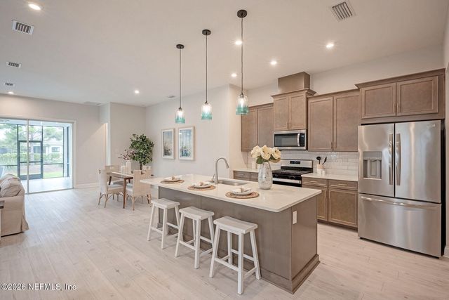383 LADYSLIPPER Drive, St. Johns, FL 32259