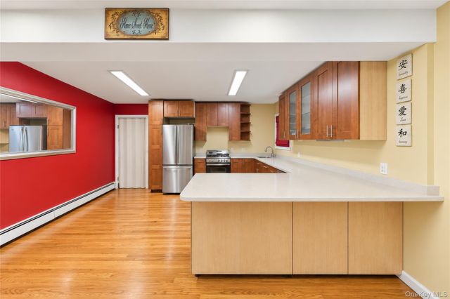152 Van Cortlandt Pk Avenue, Yonkers, NY 10701