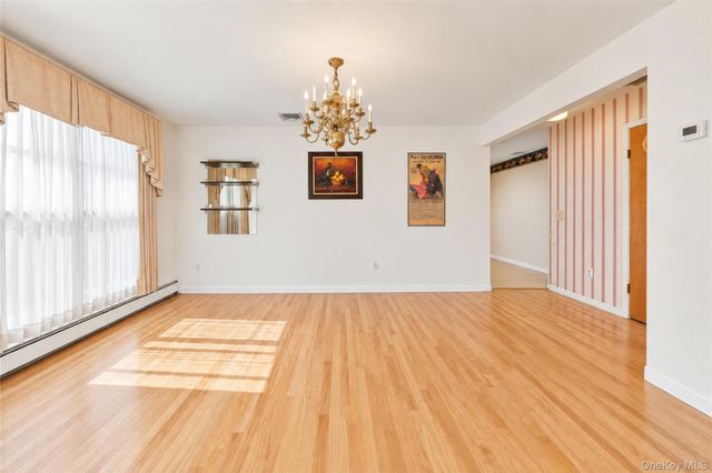 152 Van Cortlandt Pk Avenue, Yonkers, NY 10701