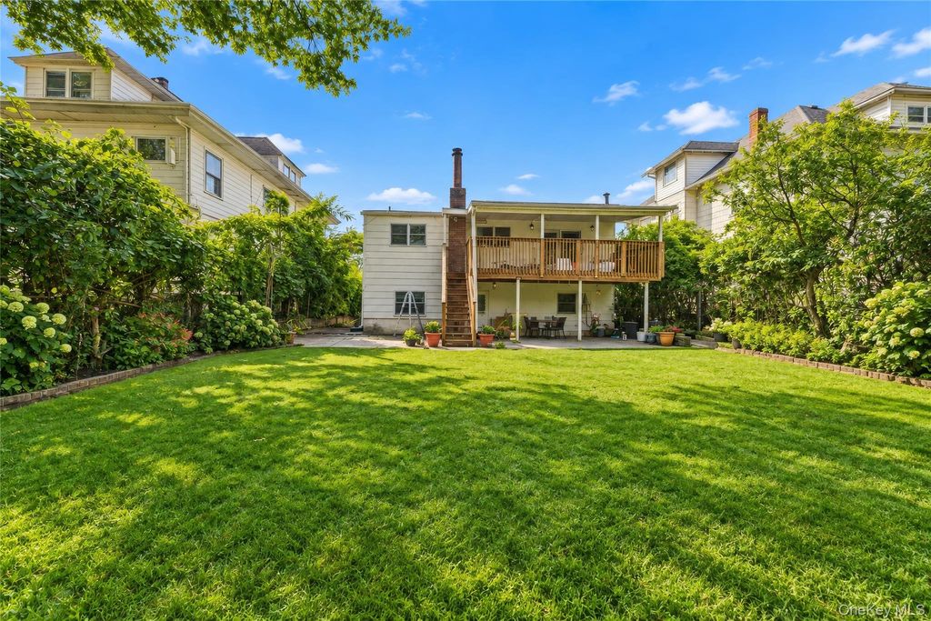 152 Van Cortlandt Pk Avenue, Yonkers, NY 10701 — photo 3