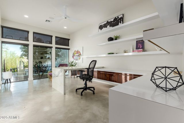 6636 N 48TH Street, Paradise Valley, AZ 85253