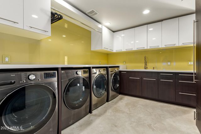 6636 N 48TH Street, Paradise Valley, AZ 85253