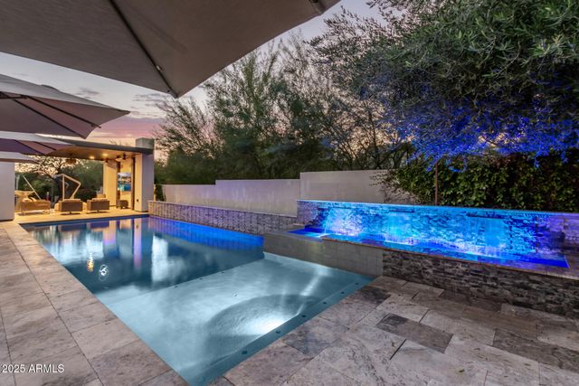 6636 N 48TH Street, Paradise Valley, AZ 85253