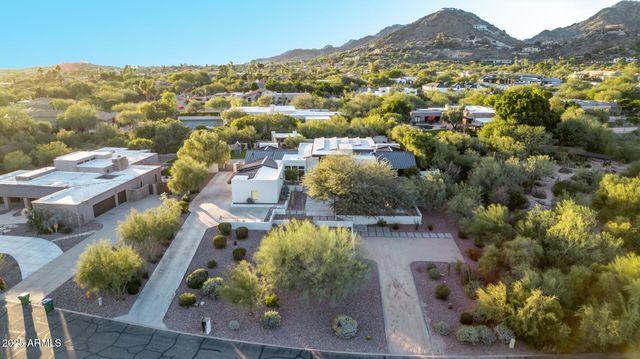 6636 N 48TH Street, Paradise Valley, AZ 85253