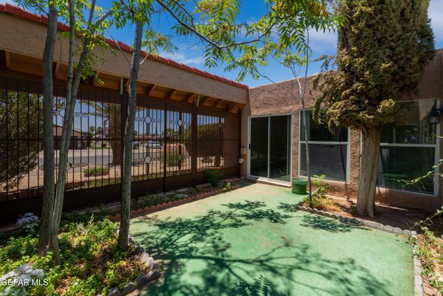 10701 KINROSS Avenue, El Paso, TX 79935