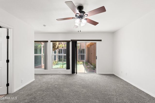 10701 KINROSS Avenue, El Paso, TX 79935