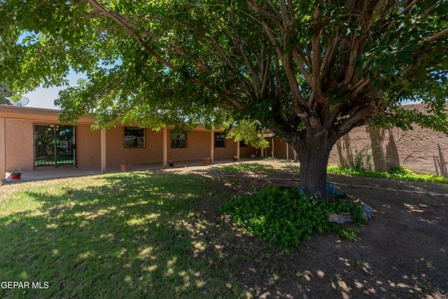 10701 KINROSS Avenue, El Paso, TX 79935