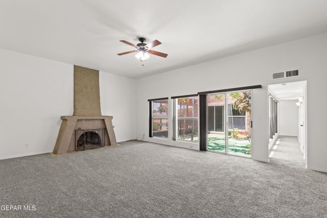 10701 KINROSS Avenue, El Paso, TX 79935