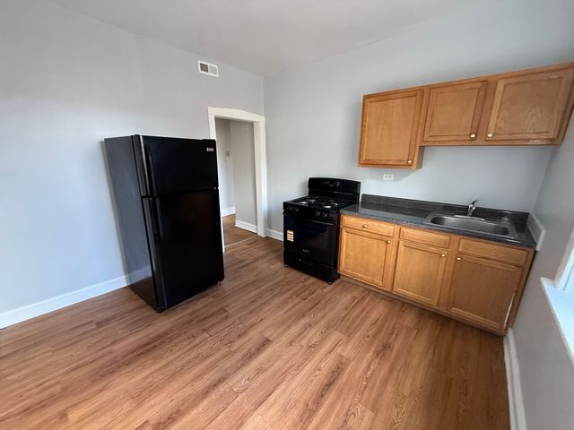 1020 E Hyde Park Boulevard 3, Chicago, IL 60615