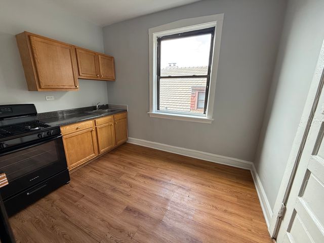 1020 E Hyde Park Boulevard 3, Chicago, IL 60615
