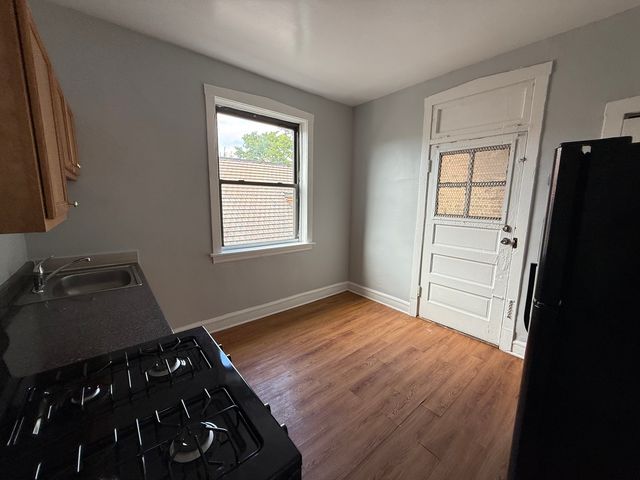1020 E Hyde Park Boulevard 3, Chicago, IL 60615