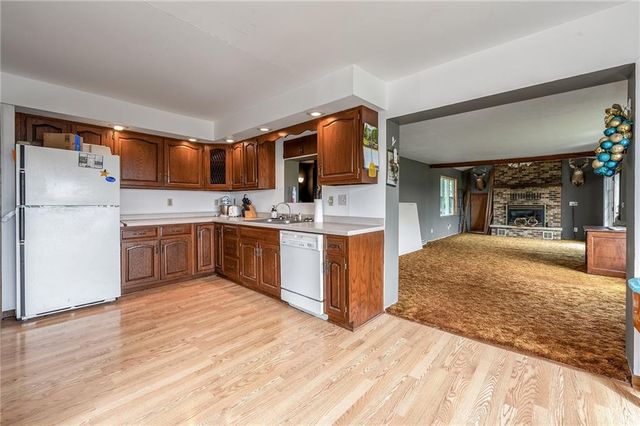 W14827 County Road F, Thorp, WI 54771