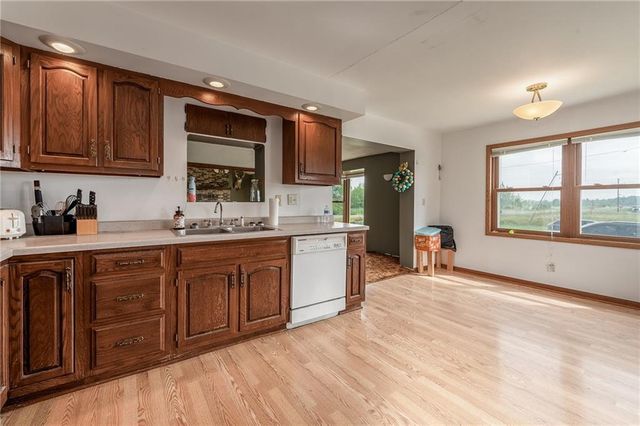 W14827 County Road F, Thorp, WI 54771