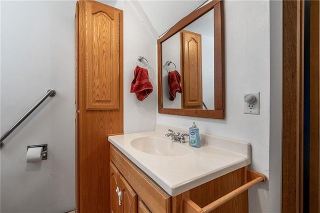 W14827 County Road F, Thorp, WI 54771