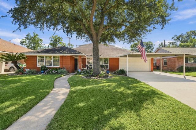 5125 Nina Lee Lane, Houston, TX 77092